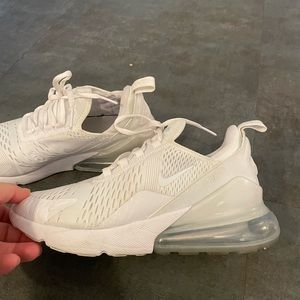 Woman’s Nike air max 270s